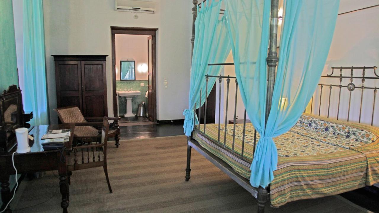 Neemrana'S - Bungalow On The Beach Tharangambadi Buitenkant foto