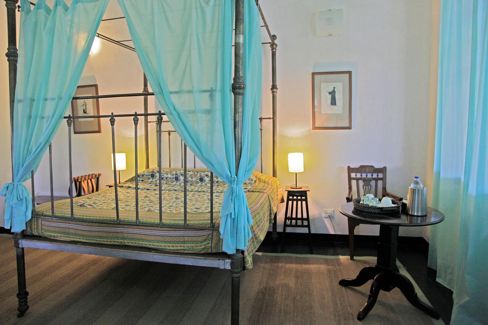 Neemrana'S - Bungalow On The Beach Tharangambadi Buitenkant foto
