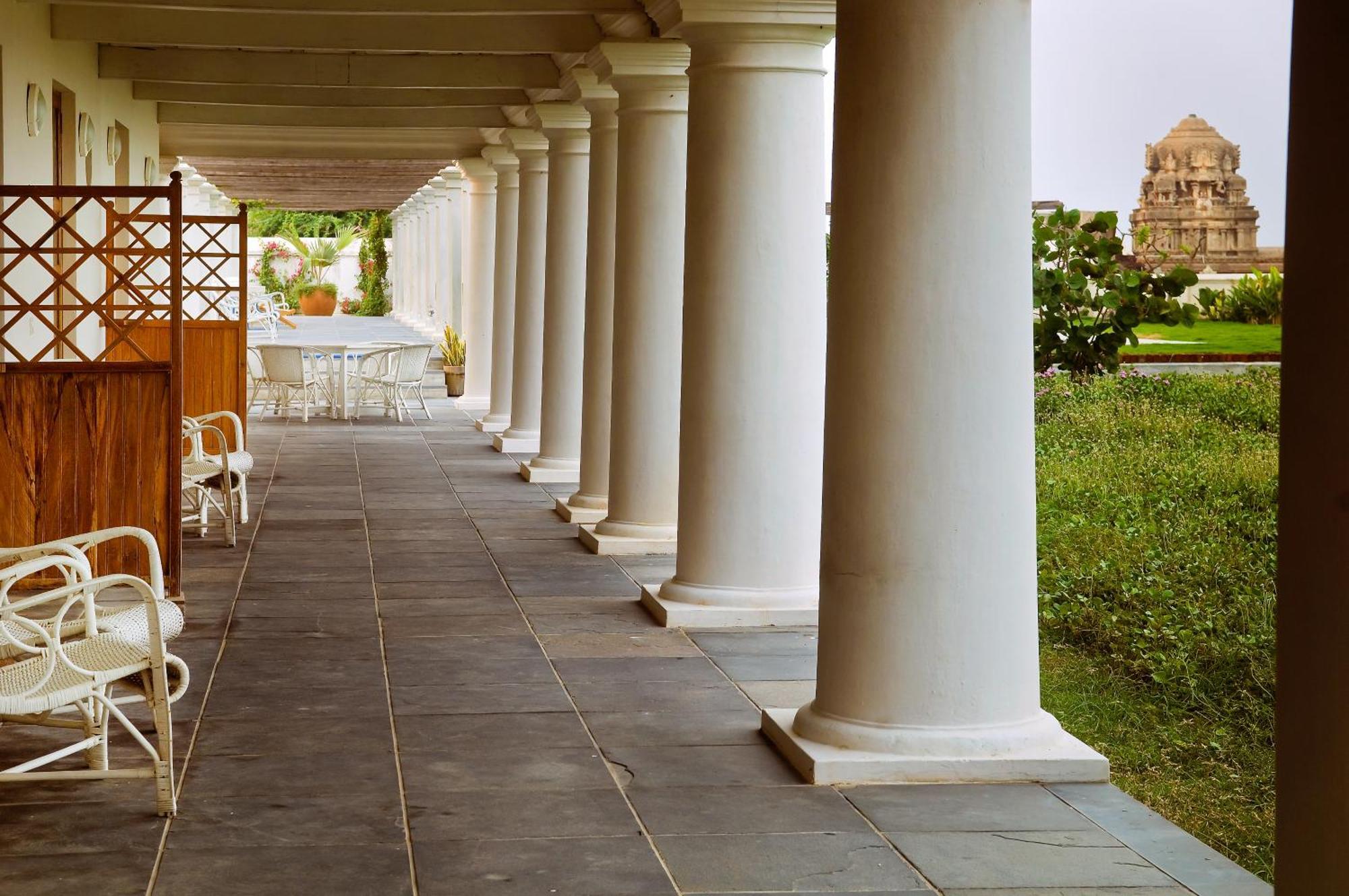 Neemrana'S - Bungalow On The Beach Tharangambadi Buitenkant foto