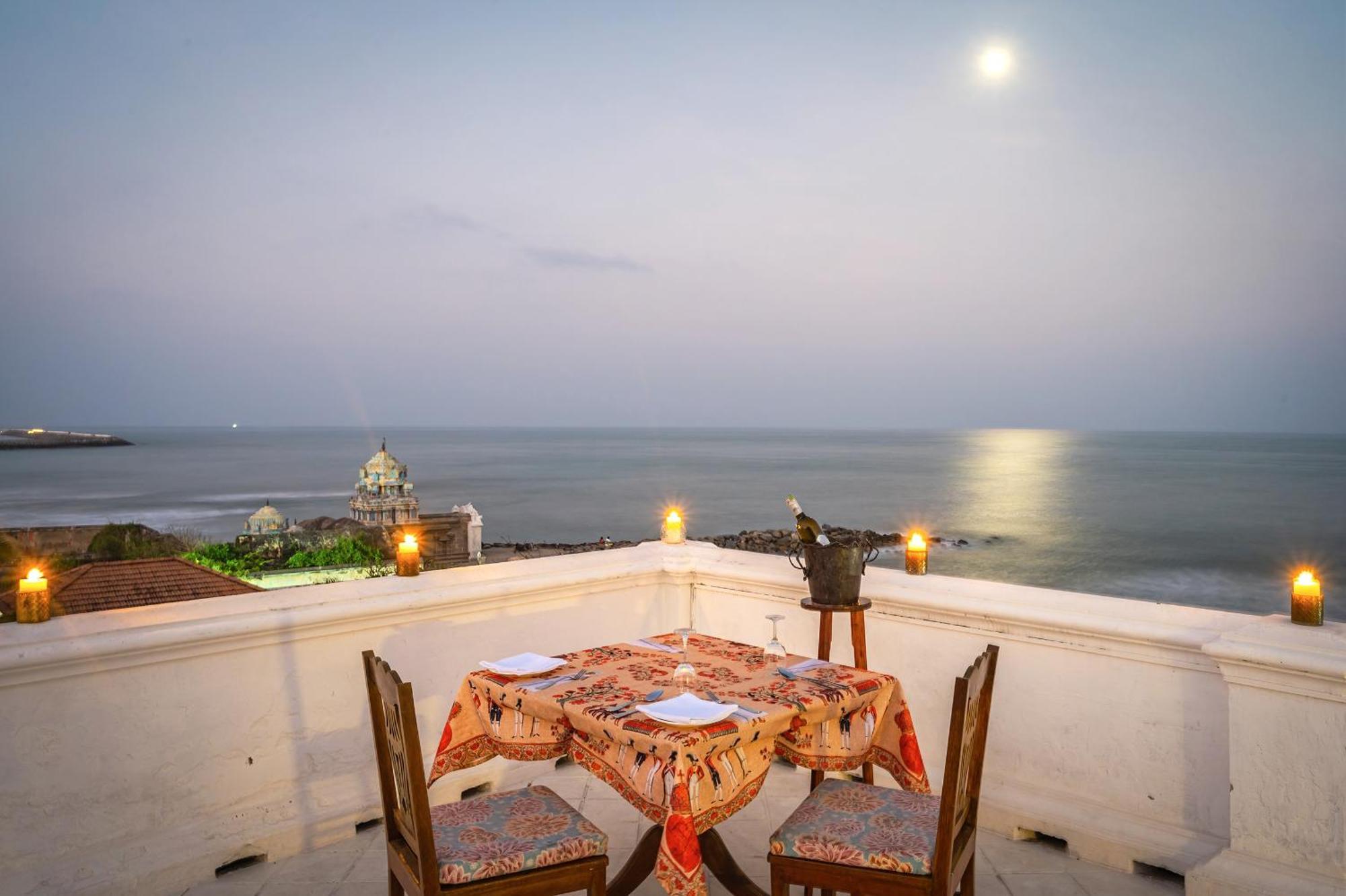 Neemrana'S - Bungalow On The Beach Tharangambadi Buitenkant foto